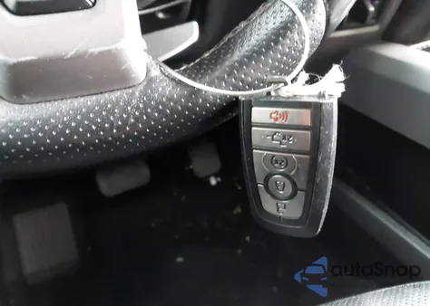 2018 Ford F-150 Raptor z USA, uszkodzony, nr VIN 1FTFW1RG9JFD33620